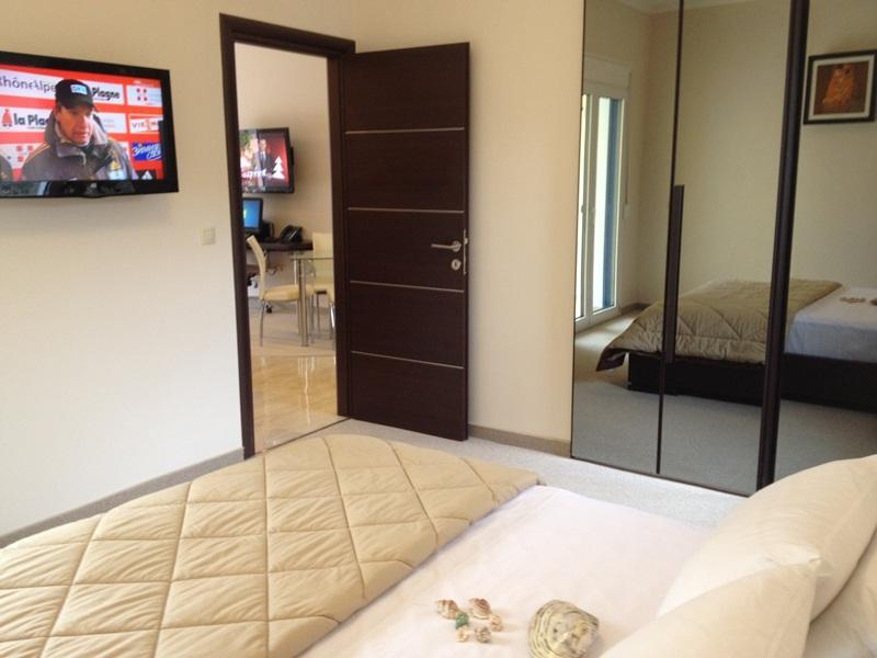 Pearl Bay Hotel Apartments Vrontádos Екстериор снимка