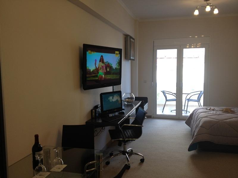 Pearl Bay Hotel Apartments Vrontádos Екстериор снимка