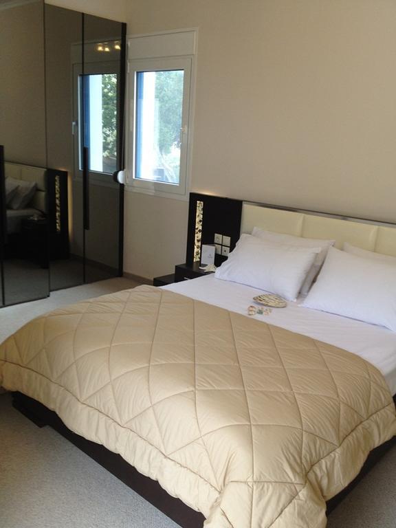 Pearl Bay Hotel Apartments Vrontádos Екстериор снимка