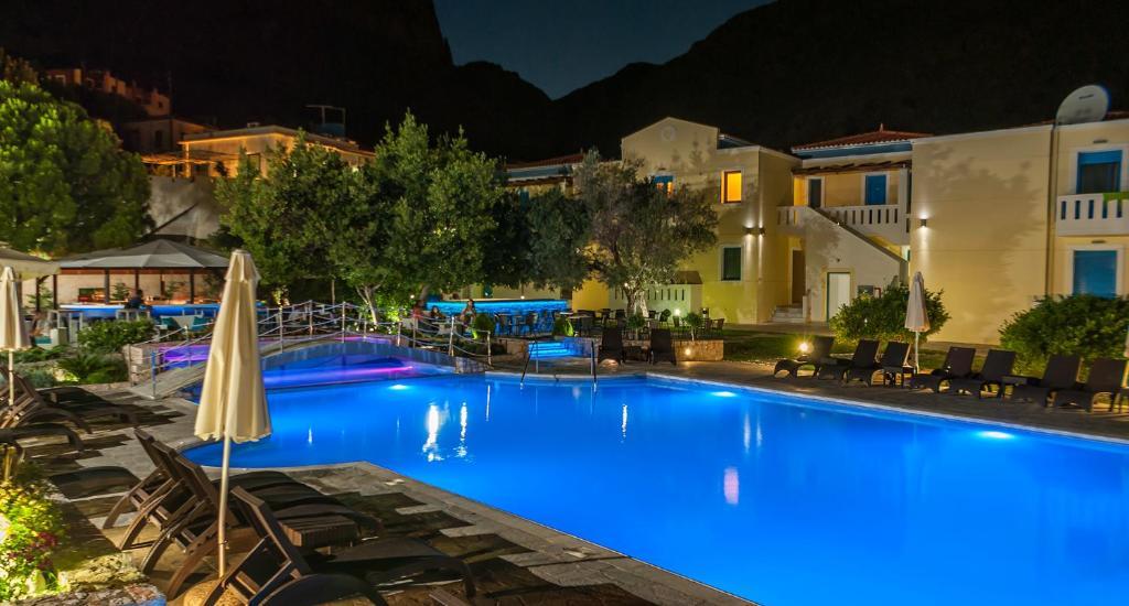 Pearl Bay Hotel Apartments Vrontádos Екстериор снимка